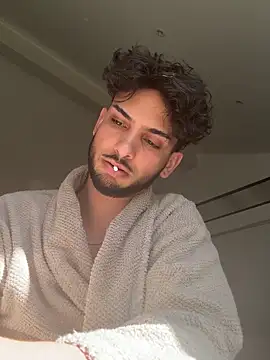 Gipsyboysteve online show from April 2026 02:14:02 PM
