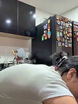 zoecams1 online show from May 2026 08:18:02 PM