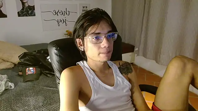 davoxer online show from October 2025 03:27:02 AM