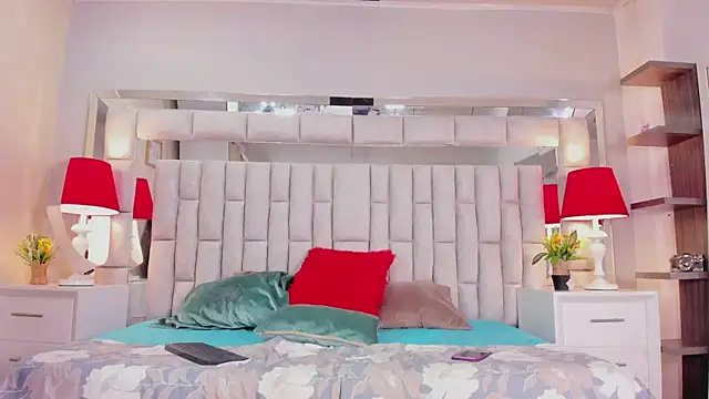 mia rousse25 online show from October 2025 01:09:02 PM