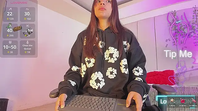 mia rousse25 online show from February 2026 04:36:02 PM