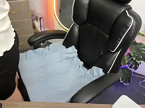 Xiao cute online show from November 2025 03:22:01 PM