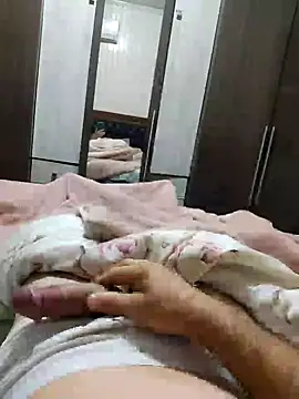 Snapshot of Gustavo198045 chatting on November 2025 03:56:02 AM Gustavo198045 online show from November 2025 03:56:02 AM