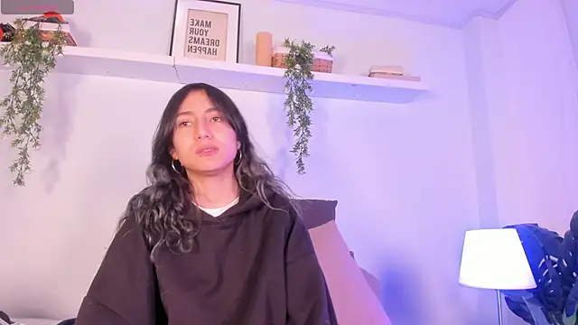 Vampgyal online show from November 2025 09:41:02 PM