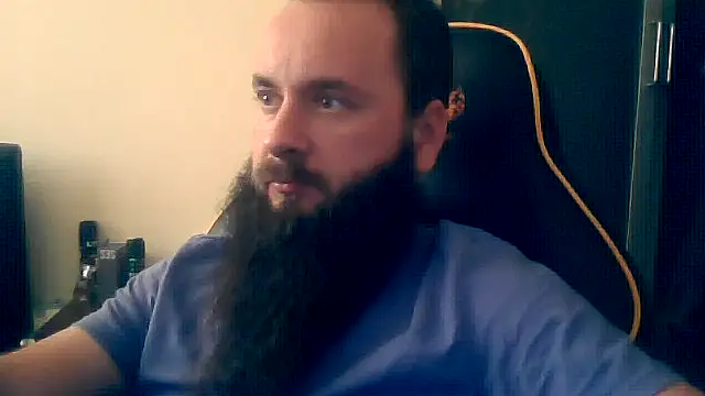 LondonMan1988 online show from May 2026 04:58:02 PM