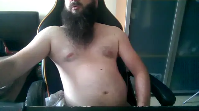 LondonMan1988 online show from May 2026 06:44:01 AM