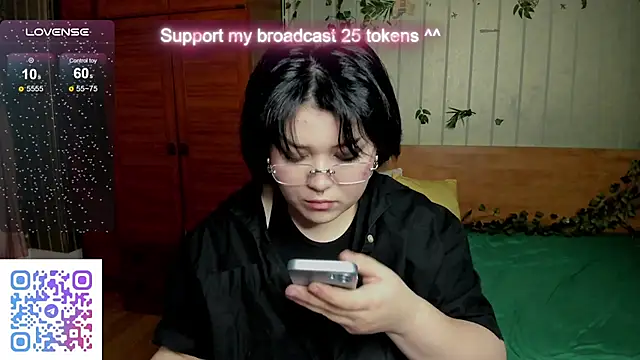 Alisa Monroe online show from October 2025 02:23:02 AM