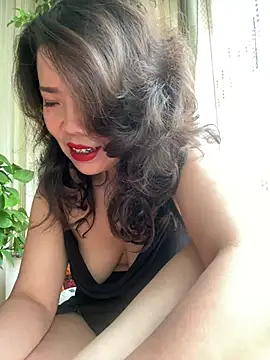 Snapshot of anna_yngs chatting on June 2026 03:31:01 AM anna yngs online show from June 2026 03:31:01 AM