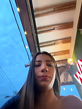 -juicy  online show from November 2025 10:37:01 PM