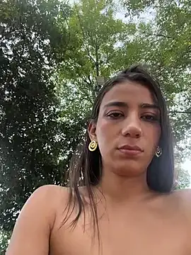 -juicy  online show from November 2025 09:36:01 PM