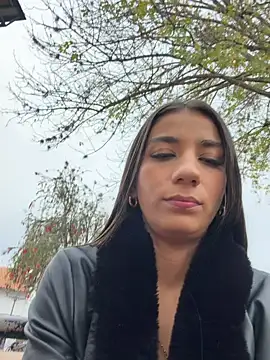 -juicy  online show from February 2026 10:30:02 PM