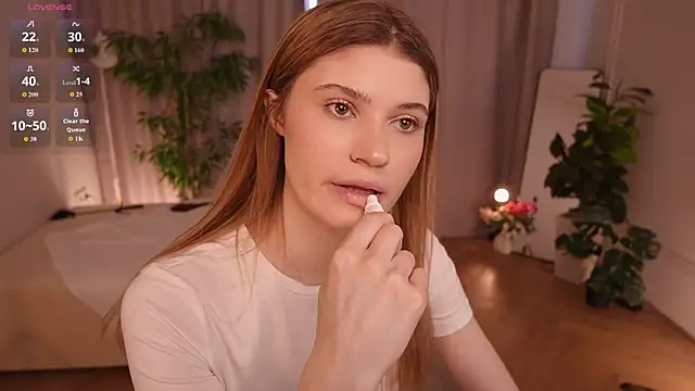Snapshot of Angell_Wild chatting on June 2026 03:43:02 PM Angell Wild online show from June 2026 03:43:02 PM