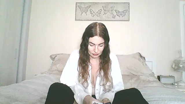 EllaKent online show from February 2026 03:31:02 PM