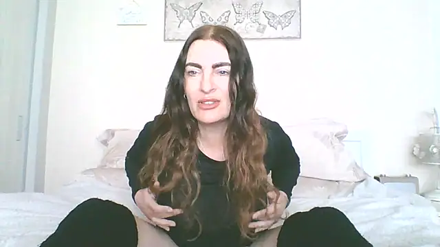 EllaKent online show from May 2026 04:04:02 PM