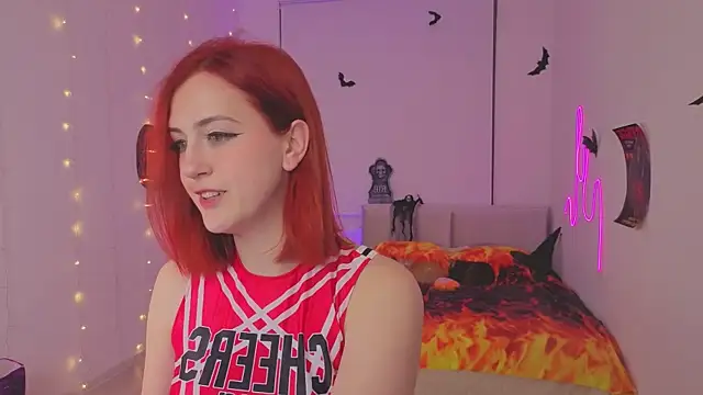 bananasgirl online show from October 2025 05:09:02 PM