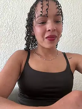 Yasmin777  online show from May 2026 04:59:02 PM