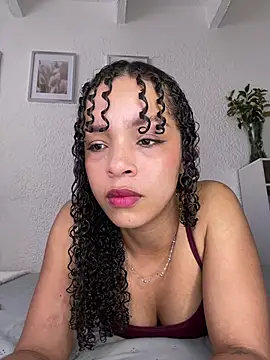 Yasmin777  online show from July 2026 05:15:02 PM