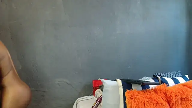 SweetSlender01 online show from February 2026 03:38:01 PM