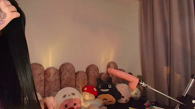 Claiborne Morris online show from October 2025 02:15:01 AM