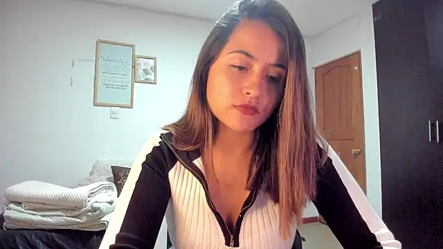 Ana  Pink online show from March 2026 01:34:01 AM