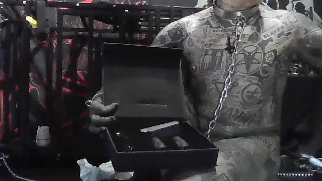 object857 online show from April 2026 01:26:01 PM