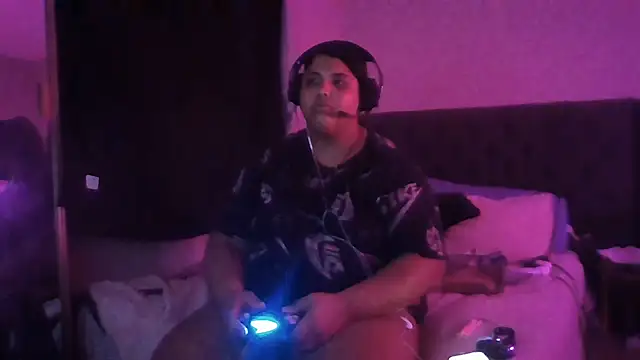 1n0nlythroat online show from June 2026 05:12:01 AM