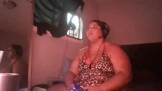 1n0nlythroat online show from July 2026 02:05:17 AM