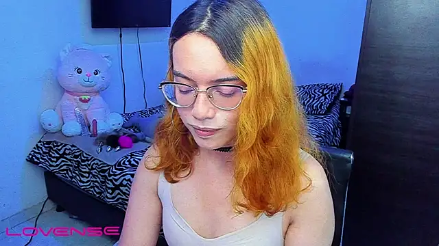 Snapshot of lillykittyy chatting on October 2025 12:22:02 AM lillykittyy online show from October 2025 12:22:02 AM