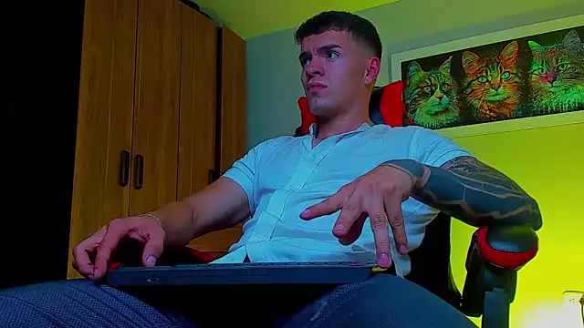 ALPHA DOMINUS  online show from September 2025 02:15:02 AM