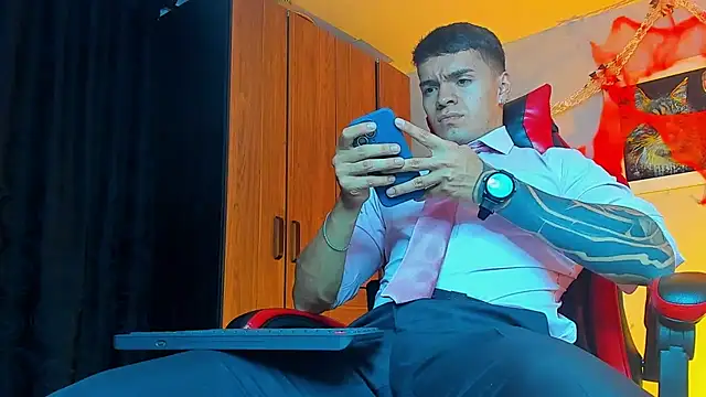 ALPHA DOMINUS  online show from October 2025 03:31:02 AM