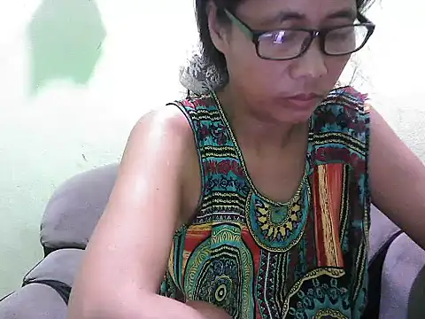 HotLadyPinay32 online show from May 2026 08:47:02 PM