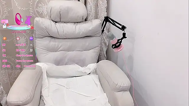 Snapshot of tuantuanle chatting on December 2025 02:00:02 PM tuantuanle online show from December 2025 02:00:02 PM