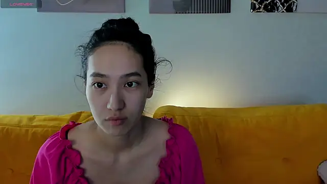 FlirtyAura online show from March 2026 03:54:01 AM