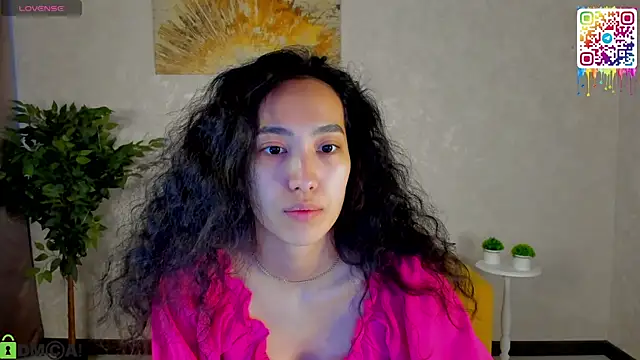 FlirtyAura online show from April 2026 03:52:01 AM