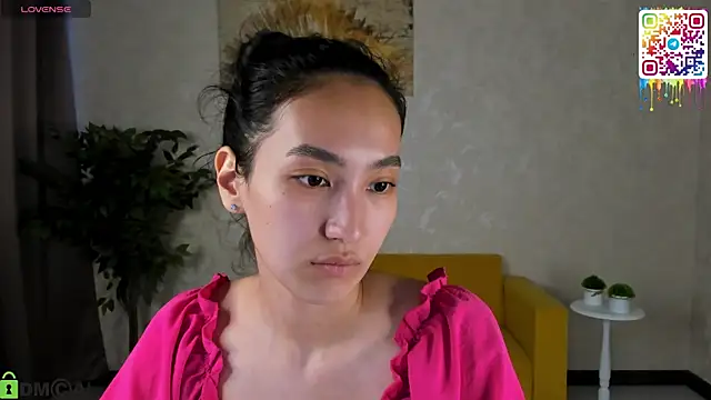 FlirtyAura online show from May 2026 11:40:01 AM