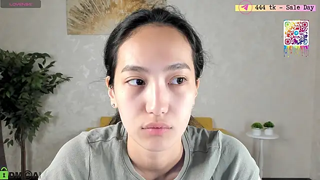 FlirtyAura online show from May 2026 03:46:02 AM