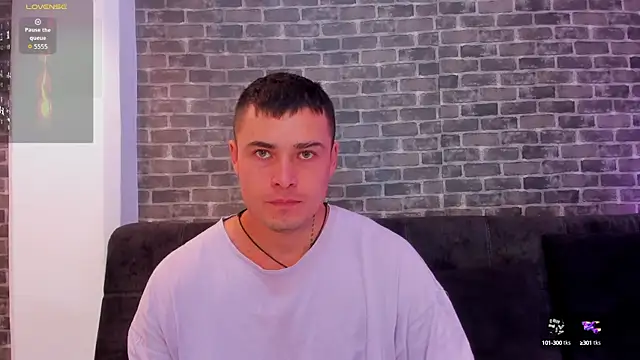 connorsmiith online show from September 2025 11:36:02 AM