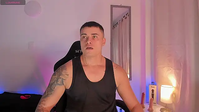 connorsmiith online show from May 2026 10:37:02 PM