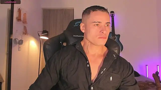 connorsmiith online show from July 2026 12:41:01 PM