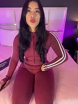 BellaFernandez   online show from February 2026 12:34:01 PM