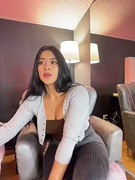 BellaFernandez   online show from May 2026 01:29:02 PM