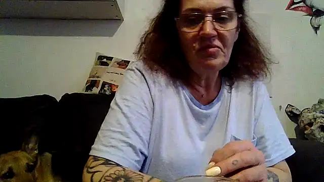 RubyyRosee online show from May 2026 05:37:02 AM