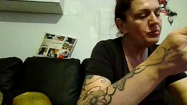 RubyyRosee online show from May 2026 06:56:02 PM