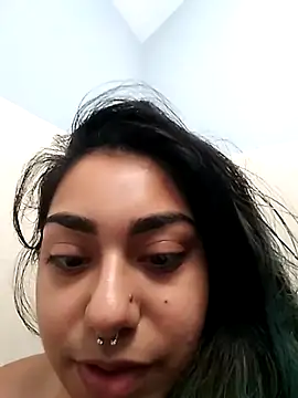 Snapshot of Lovelyrainn chatting on September 2025 03:35:02 PM Lovelyrainn online show from September 2025 03:35:02 PM