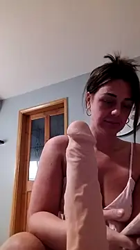 Snapshot of Sophrob96x chatting on February 2026 05:44:01 PM Sophrob96x online show from February 2026 05:44:01 PM