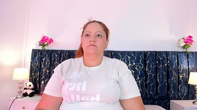 katte landerr online show from May 2026 01:06:01 PM