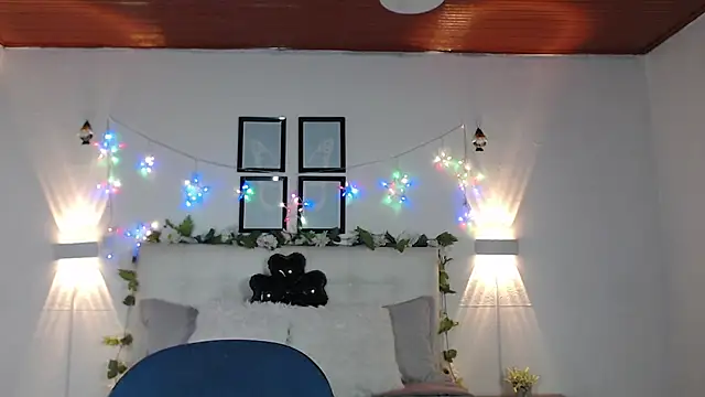 Megan 05  online show from March 2026 07:21:02 PM