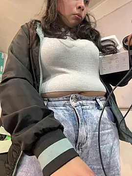 Megan 05  online show from May 2026 07:30:02 PM