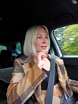 Snapshot of Sunny-Sin chatting on September 2025 08:19:01 AM Sunny-Sin online show from September 2025 08:19:01 AM