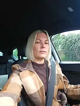 Snapshot of Sunny-Sin chatting on October 2025 08:01:01 AM Sunny-Sin online show from October 2025 08:01:01 AM